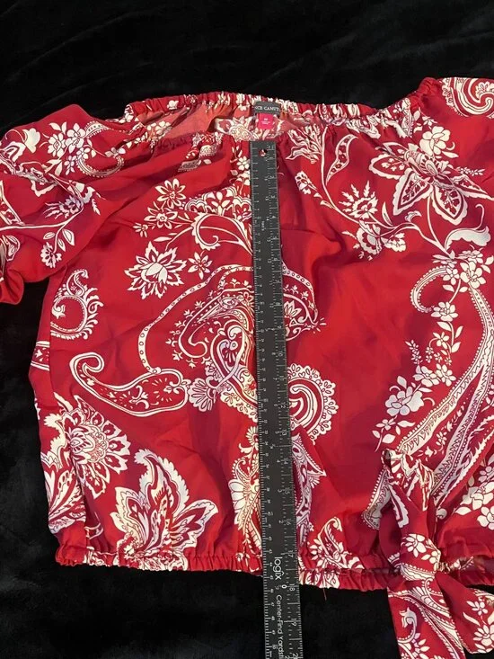 Vince Camuto Red Paisley Off Shoulder Boho Blouse M - Picture 5 of 9